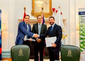 مجموعة ألاميدا للرعاية الصحية ومؤسسة جايز آند سانت توماس البريطانية توقّعان مذكرة تفاهم استراتيجية لتعزيز التعاون المشترك