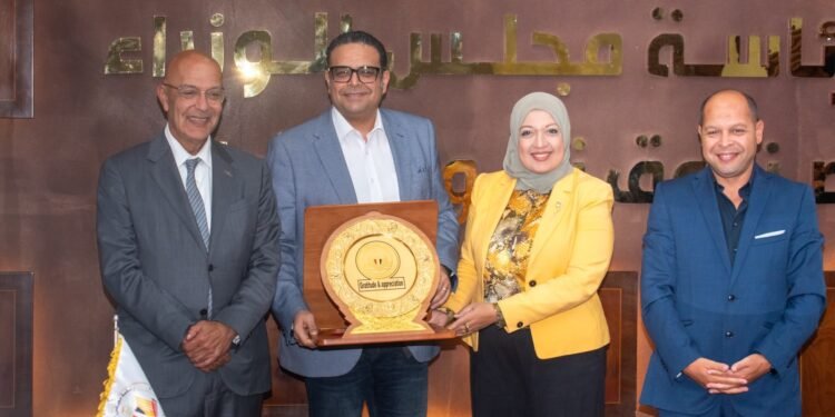 «تطوير التعليم بالوزراء» يحتفل بتخريج أول دفعة من البرنامج المهني للمسوقين العقاريين
