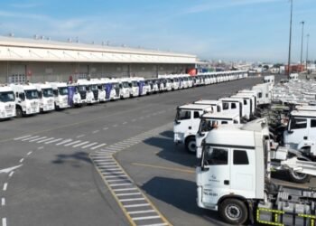 موانئ دبي العالمية تعزّز شبكتها للخدمات اللوجستية في دول مجلس التعاون الخليجي بإضافة 700 شاحنة جديدة