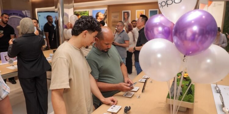 OPPO توسّع حضورها في قطاعي التجزئة وخدمات ما بعد البيع بالشرق الأوسط وأفريقيا بافتتاح OPPO Experience Center Faisal في مصر