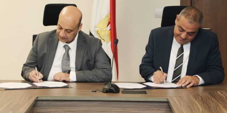 Sinai Cement Signs Protocol with the Ministry of Education to Develop Specialized Cadres in the Cement Industry