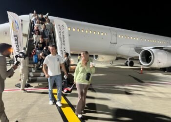 نسما للطيران تُدشن بنجاح أولى رحلاتها المباشرة من موسكو إلى مطار العلمين الدولي وتستقبل أولى المجموعات السياحية