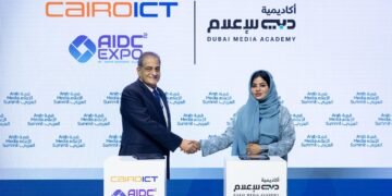 Cairo ICT و AIDC² يعلنان شراكة استراتيجية مع أكاديمية دبي للإعلام لقيادة مسار «الذكاء الاصطناعي والإعلام»