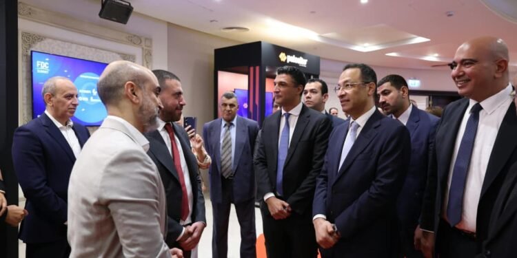 وزير الاتصالات وتكنولوجيا المعلومات يفتتح فعاليات الدورة الثامنة من قمة FDC Summit